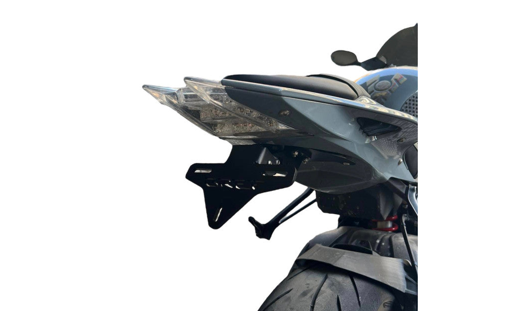 ΣΠΑΣΤΗ ΒΑΣΗ ΠΙΝΑΚΙΔΑΣ GREF INNOVATION ΓΙΑ BMW S1000RR '09-'19 P/T027